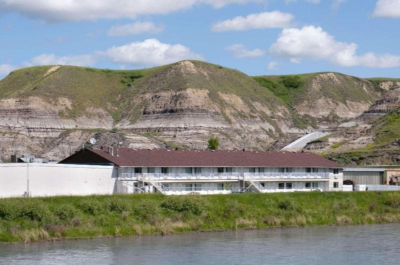 Travelodge By Wyndham Drumheller 4