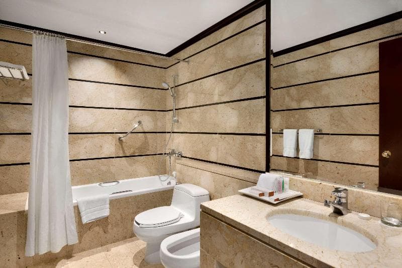 Hawthorn Suites By Wyndham Al Khobar 5