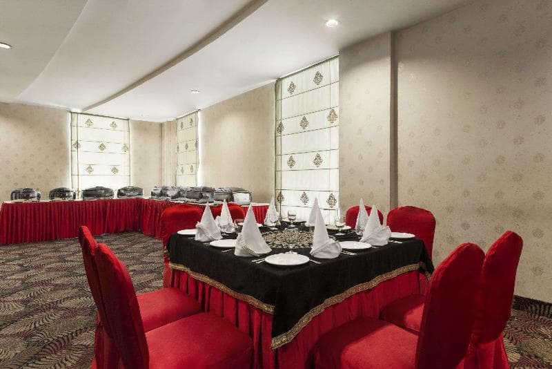 Days Hotel By Wyndham Panipat main