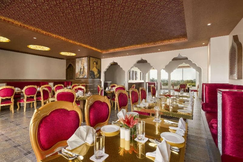 Ramada Plaza By Wyndham Agra 3