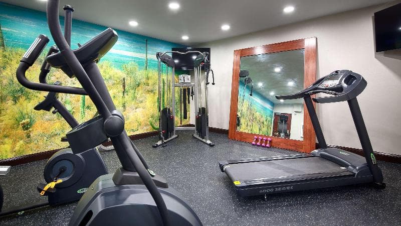 Best Western Plus Hardeeville Inn & Suites 2