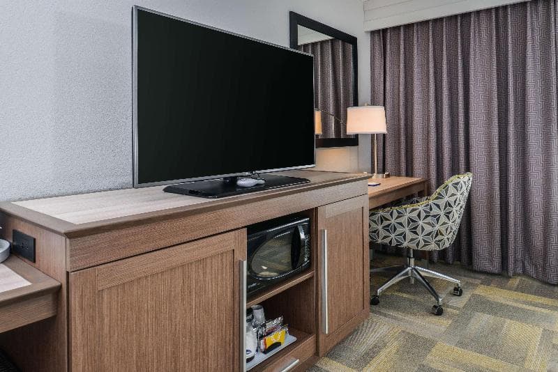 Hampton Inn & Suites Altoona-Des Moines 5