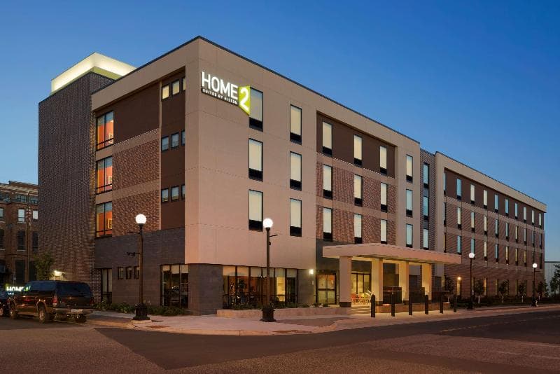 Home2 Suites by Hilton La Crosse 4
