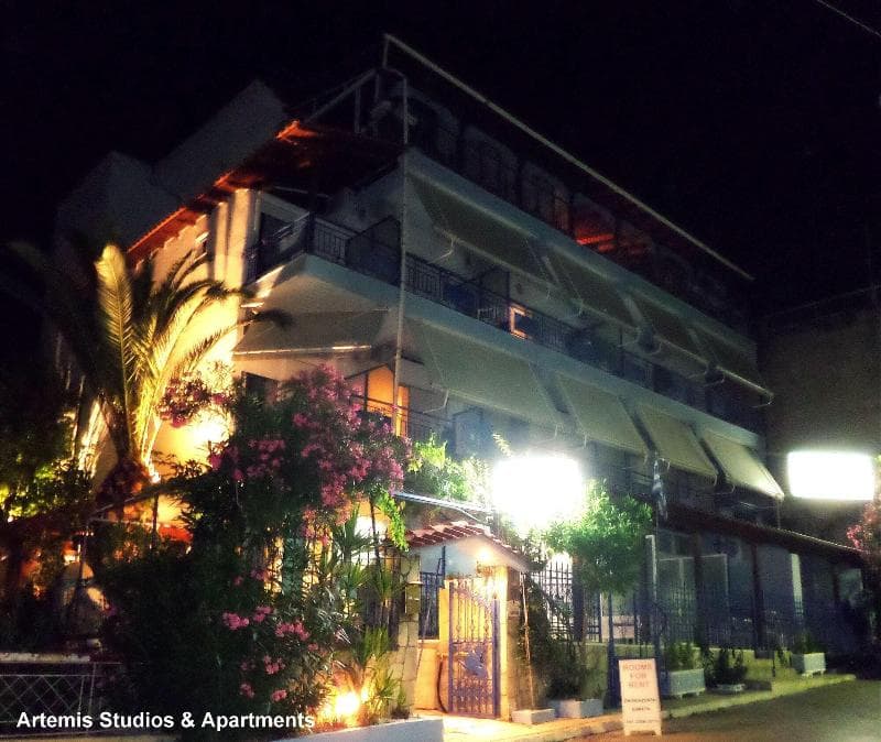 Artemis Studios & Apartments 3