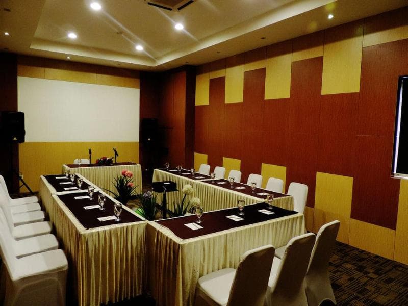 Arbor Biz Hotel photo 1