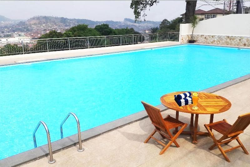 Holiday Inn Lampung Bukit Randu main