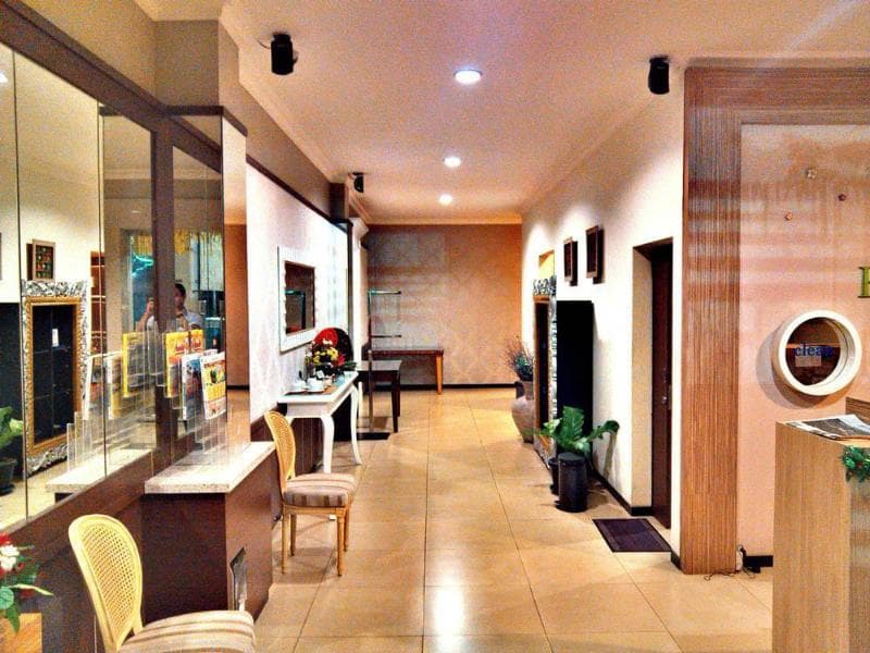 C3 Hotel main
