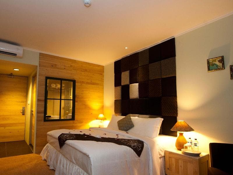 Chara Hotel photo 1