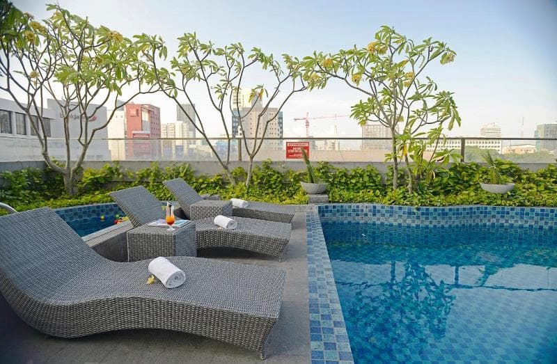 Crown Prince Hotel 4