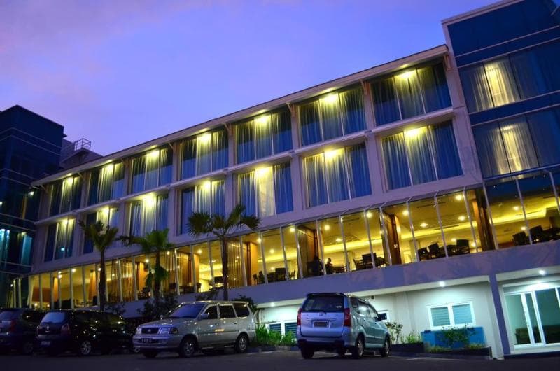 Emersia photo 1
