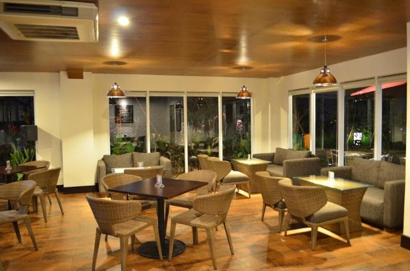 Emersia 4
