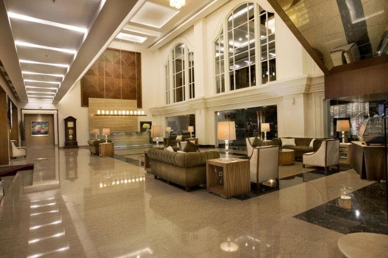 Grand Zuri Bsd City (Adults Only) 5
