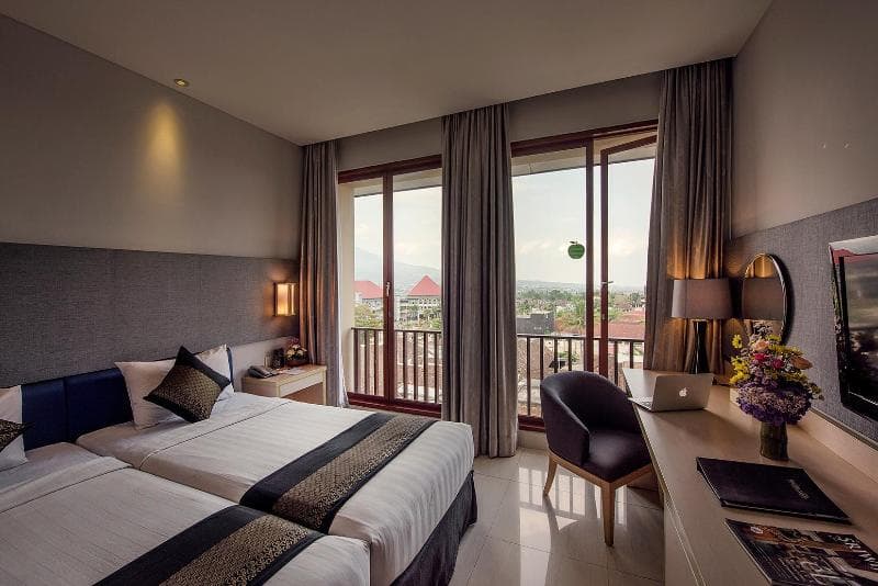 El Hotel Kartika Wijaya Batu photo 1