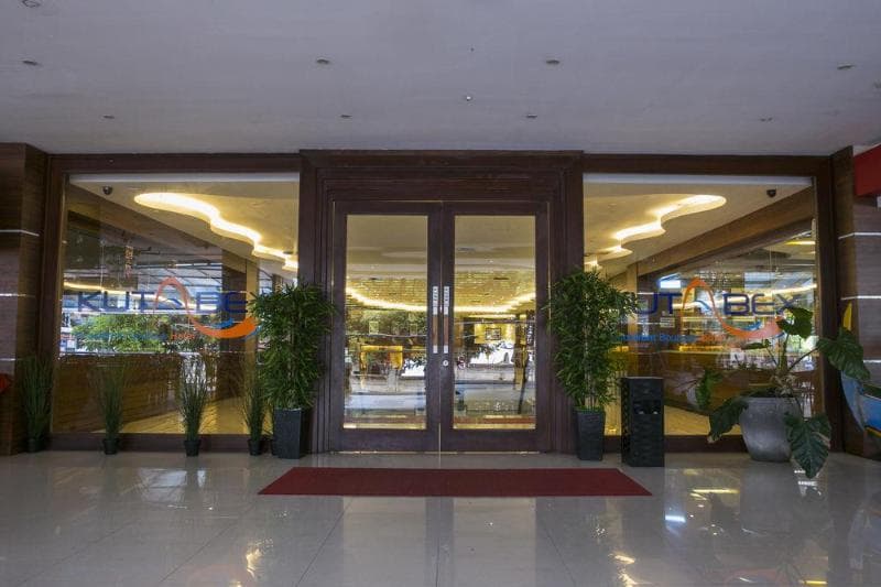 Kutabex Beach Front Hotel photo 1