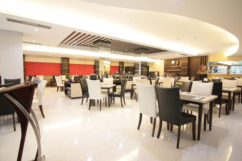 Megaland Hotel Solo 4