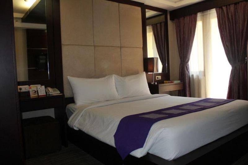 Metro Hotel 2