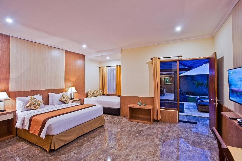 Mirah Hotel And Resort Banyuwangi 1