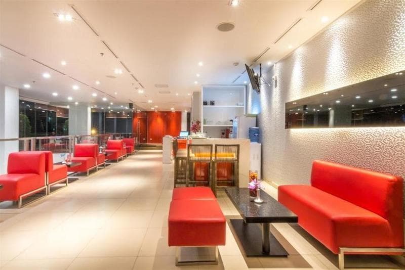 Redstar Hotel 4
