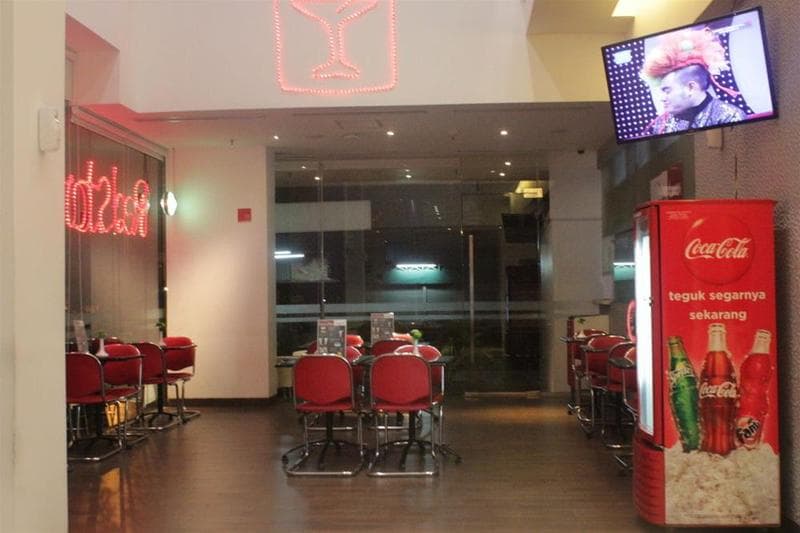 Redstar Hotel 5