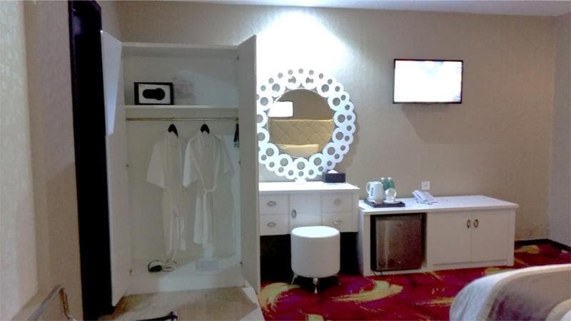 Travellers Hotel Phinisi 4