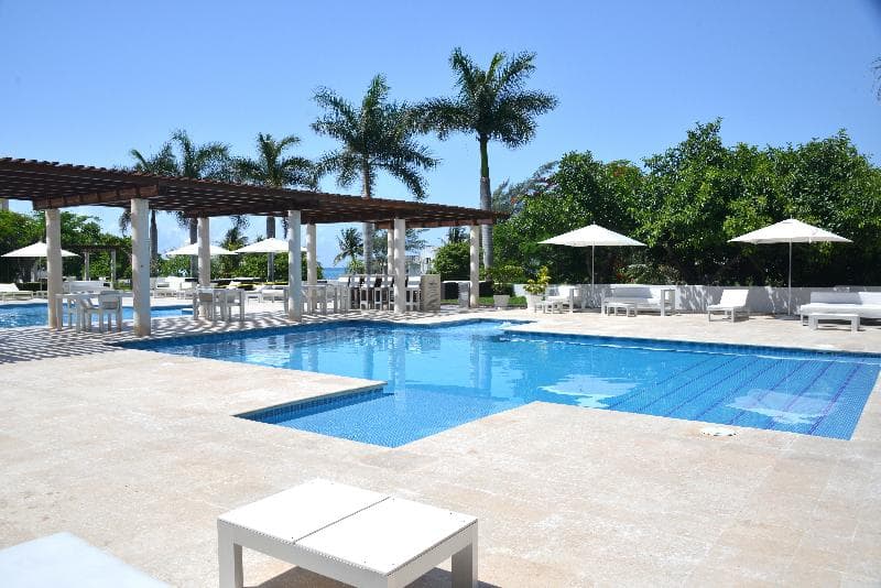 Magia Beachside main
