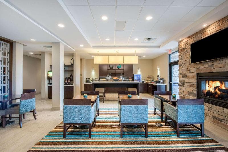 Hawthorn Suites by Wyndham Bridgeport/Clarksburg 4