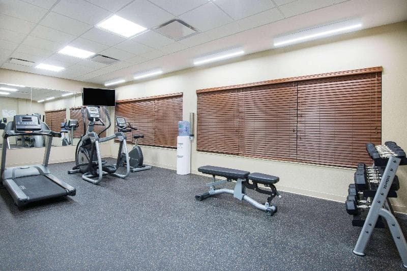 Hawthorn Suites by Wyndham St. Clairsville 3