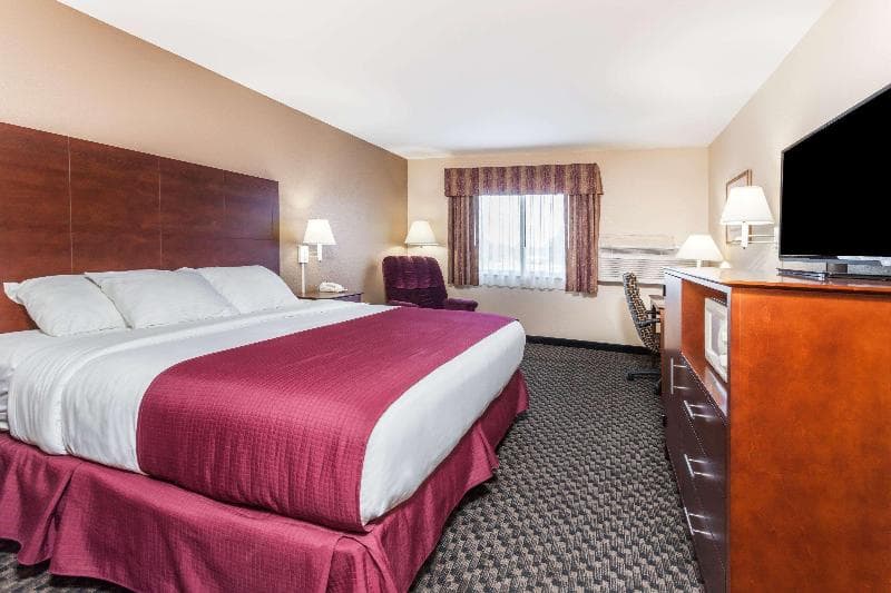 Days Inn By Wyndham Imlay City 3