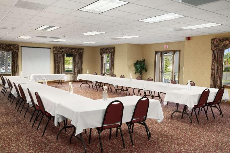 Days Inn By Wyndham Grayling 1