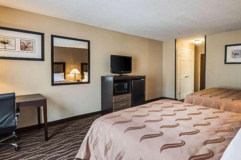 Quality Inn & Suites Frostburg Cumberland 4