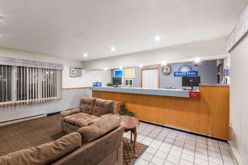 Days Inn By Wyndham Atlantic 5