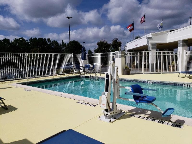 Days Inn & Suites by Wyndham Union City 3