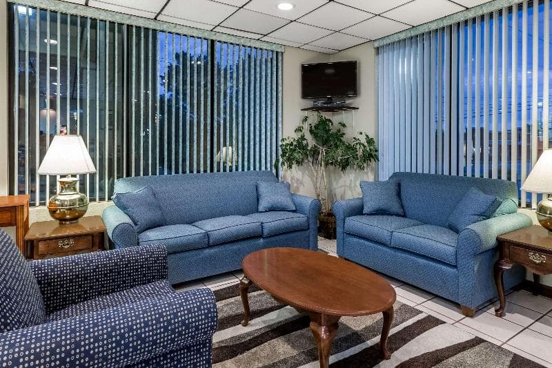 Days Inn By Wyndham Elberton 4
