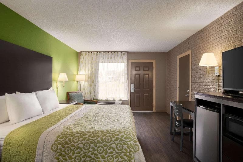 Days Inn By Wyndham Hardeeville/I-95 State Line 4