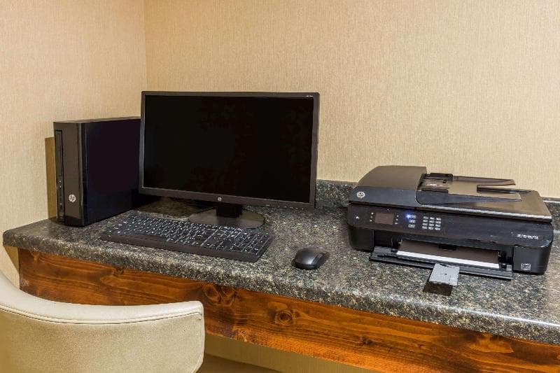 Days Inn By Wyndham Carlisle photo 1