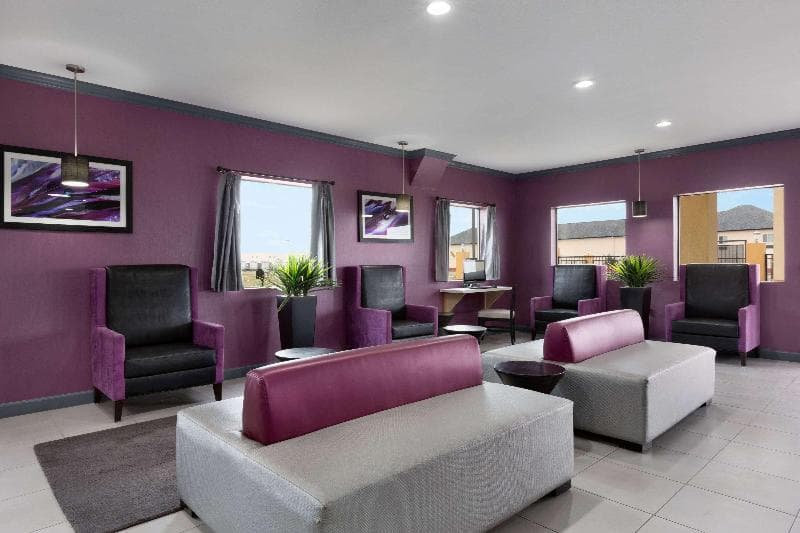 Days Inn By Wyndham Odessa 4