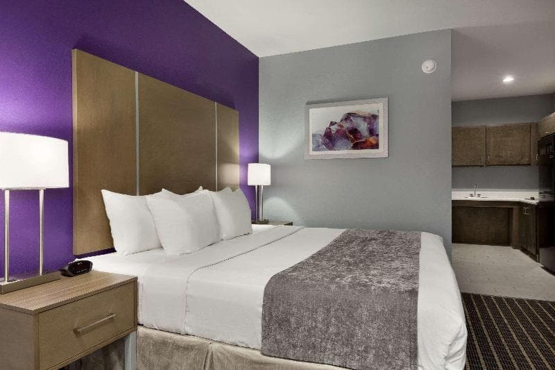 Days Inn By Wyndham Odessa 2