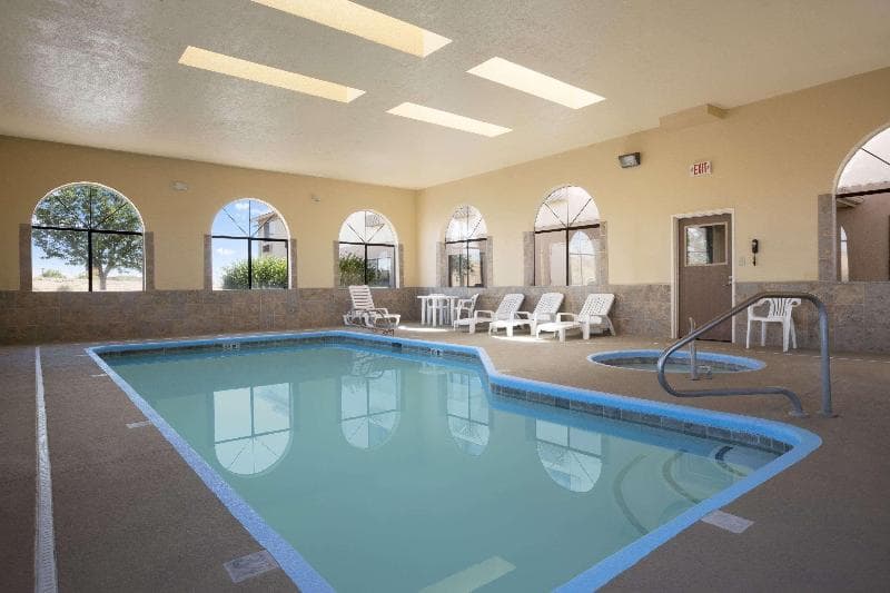 Days Inn By Wyndham Los Lunas 5