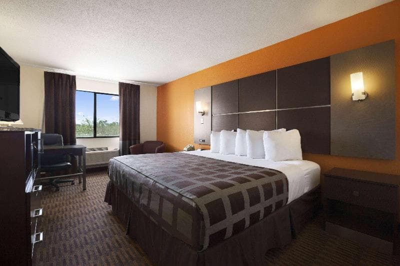 Days Inn By Wyndham Los Lunas 2