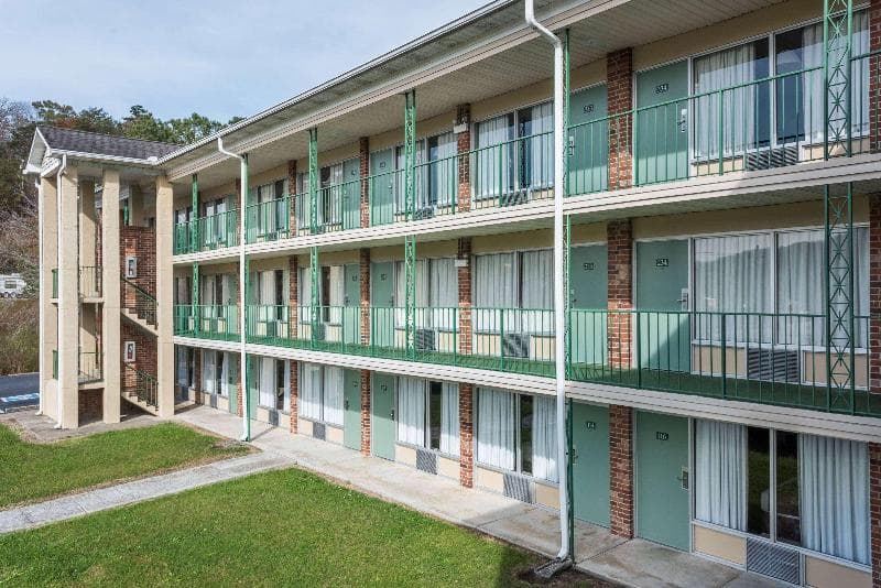 Days Inn by Wyndham Jellico - Tennessee State Line 5