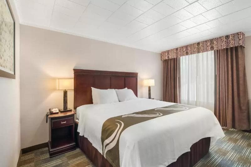 Quality Inn 3