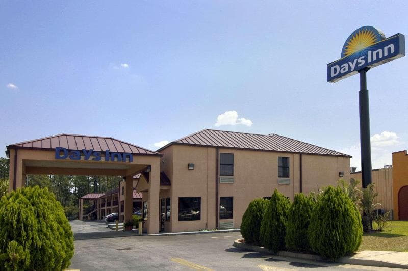 Days Inn By Wyndham Bainbridge 5