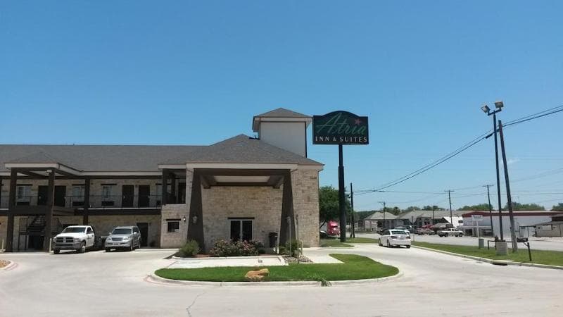 Knights Inn Three Rivers 2