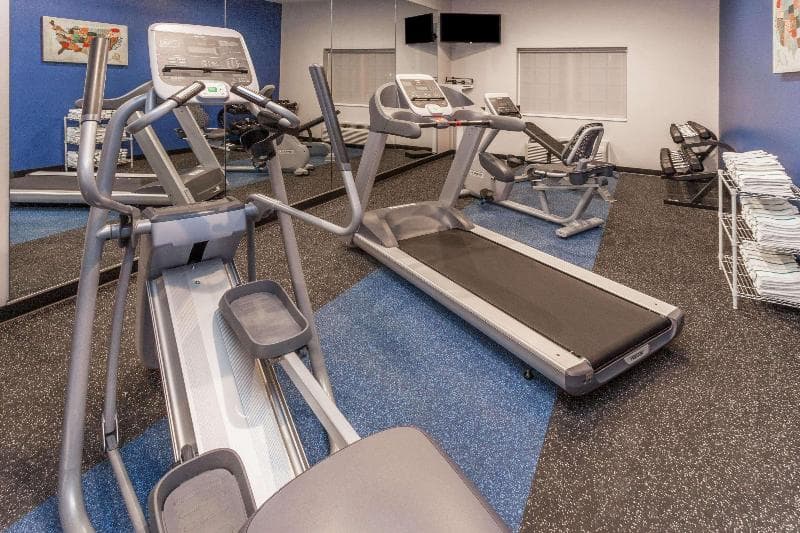 Microtel Inn & Suites by Wyndham West Fargo Medical Center 2