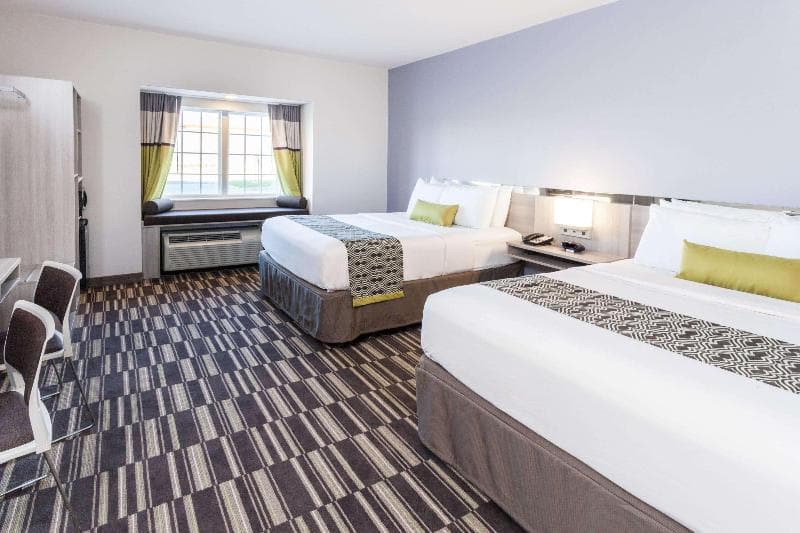 Microtel Inn & Suites by Wyndham West Fargo Medical Center 5