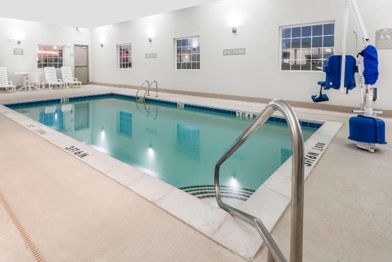 Microtel Inn & Suites by Wyndham Sweetwater 5