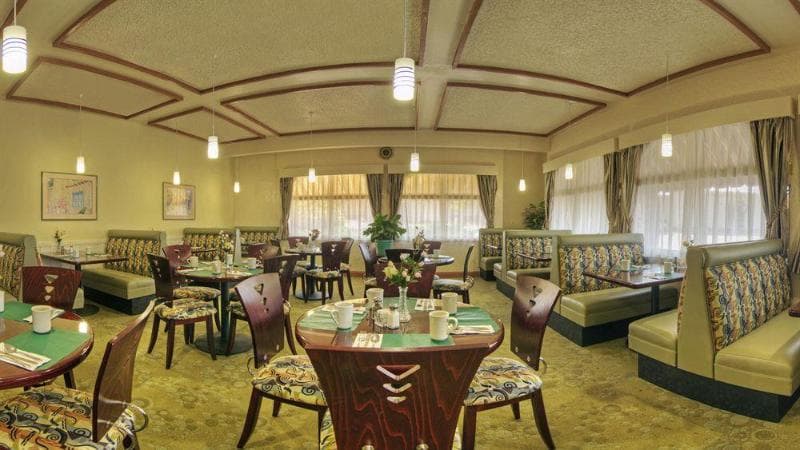 DoubleTree by Hilton Palmdale 3