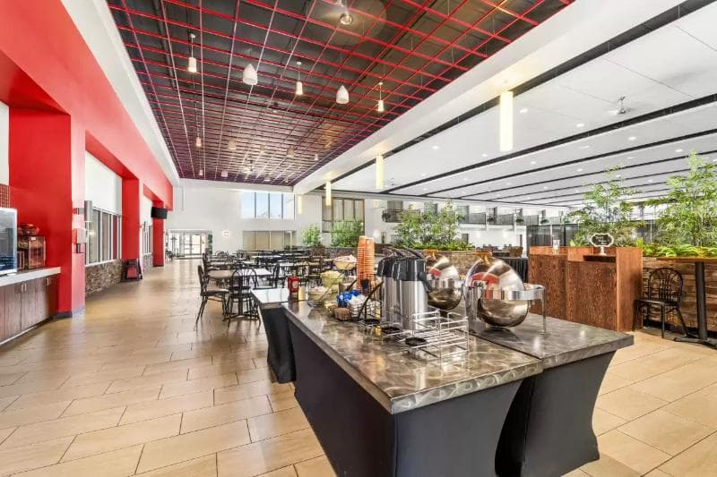 Quality Inn 3