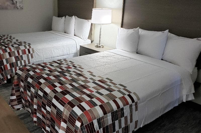 Red Roof Inn & Suites Vicksburg 5