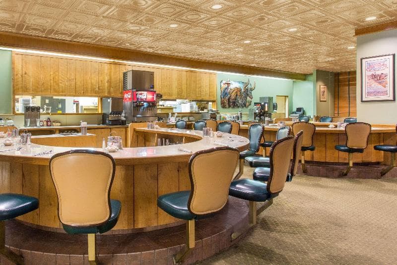 Ramada by Wyndham Elko Hotel at Stockmen's Casino 3
